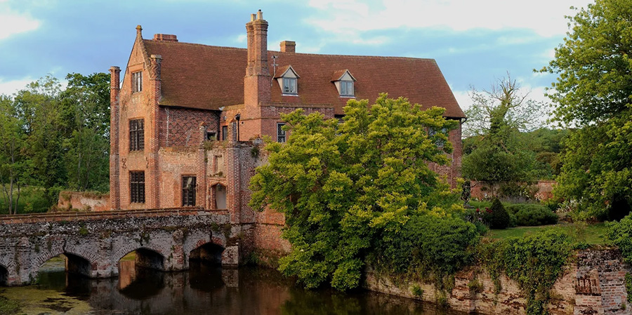 Crows Hall House Wedding Venue Debenham in Suffolk, near Ipswich